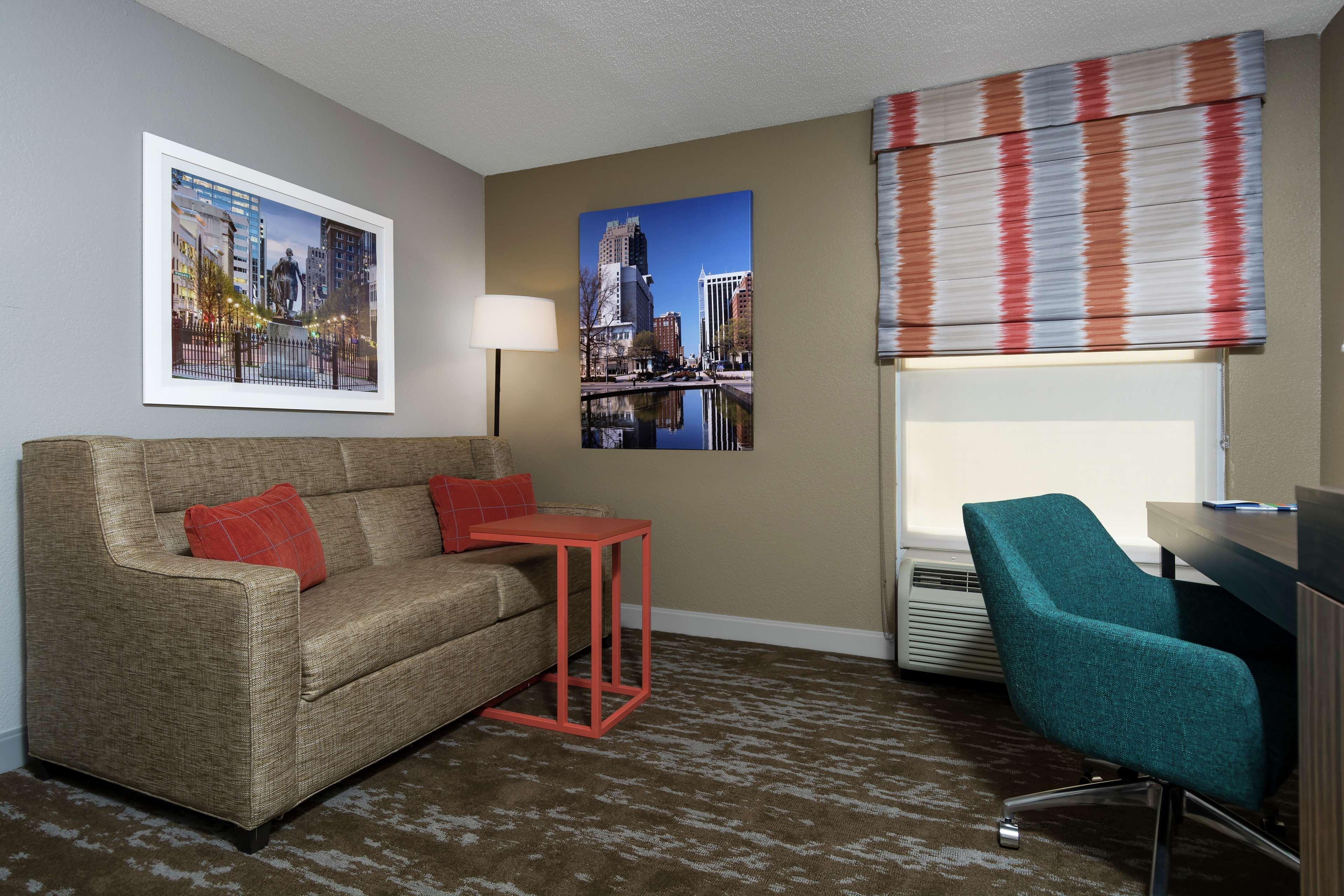 Hampton Inn & Suites Raleigh Cary Lenovo Center Dış mekan fotoğraf