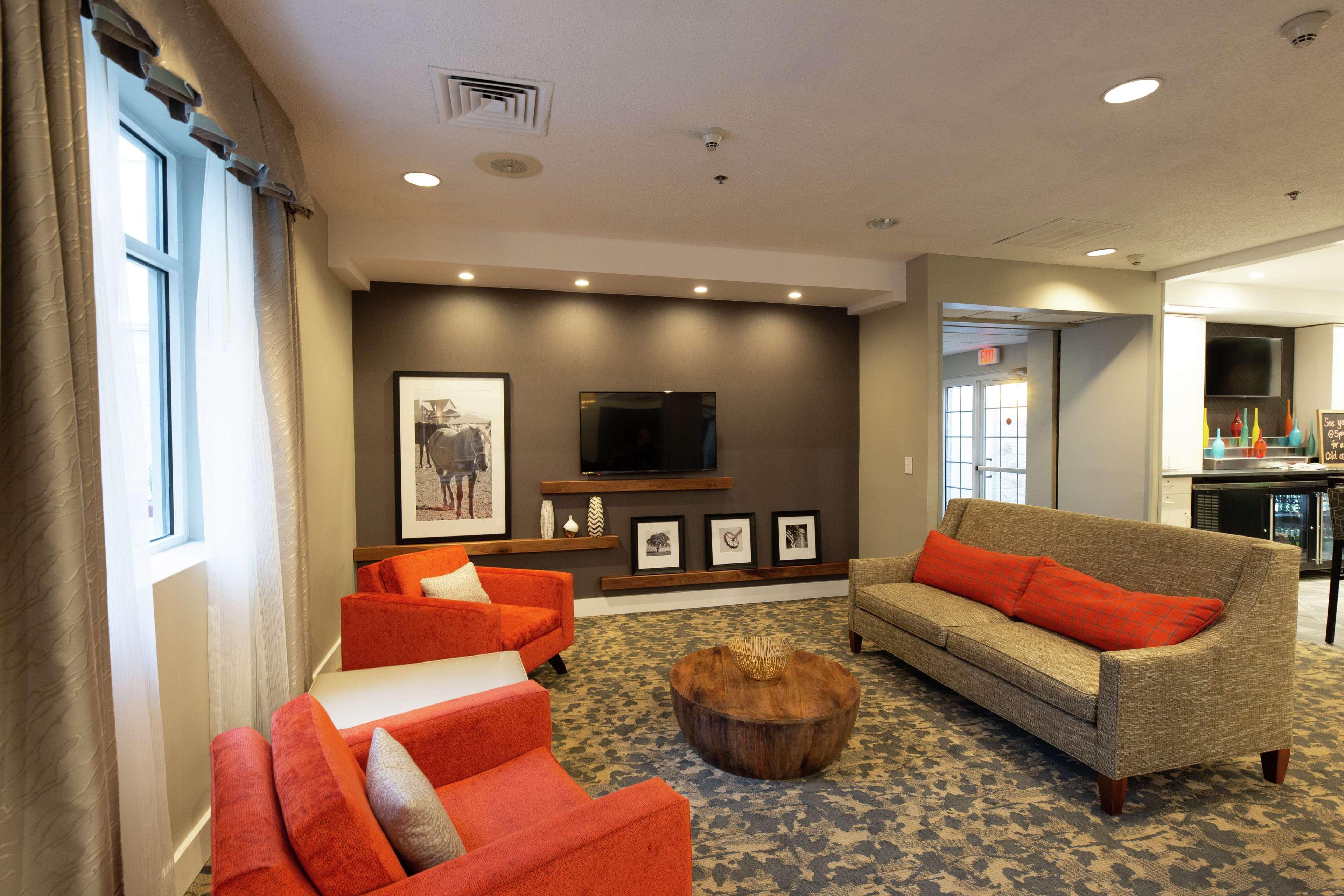 Hampton Inn & Suites Raleigh Cary Lenovo Center Dış mekan fotoğraf