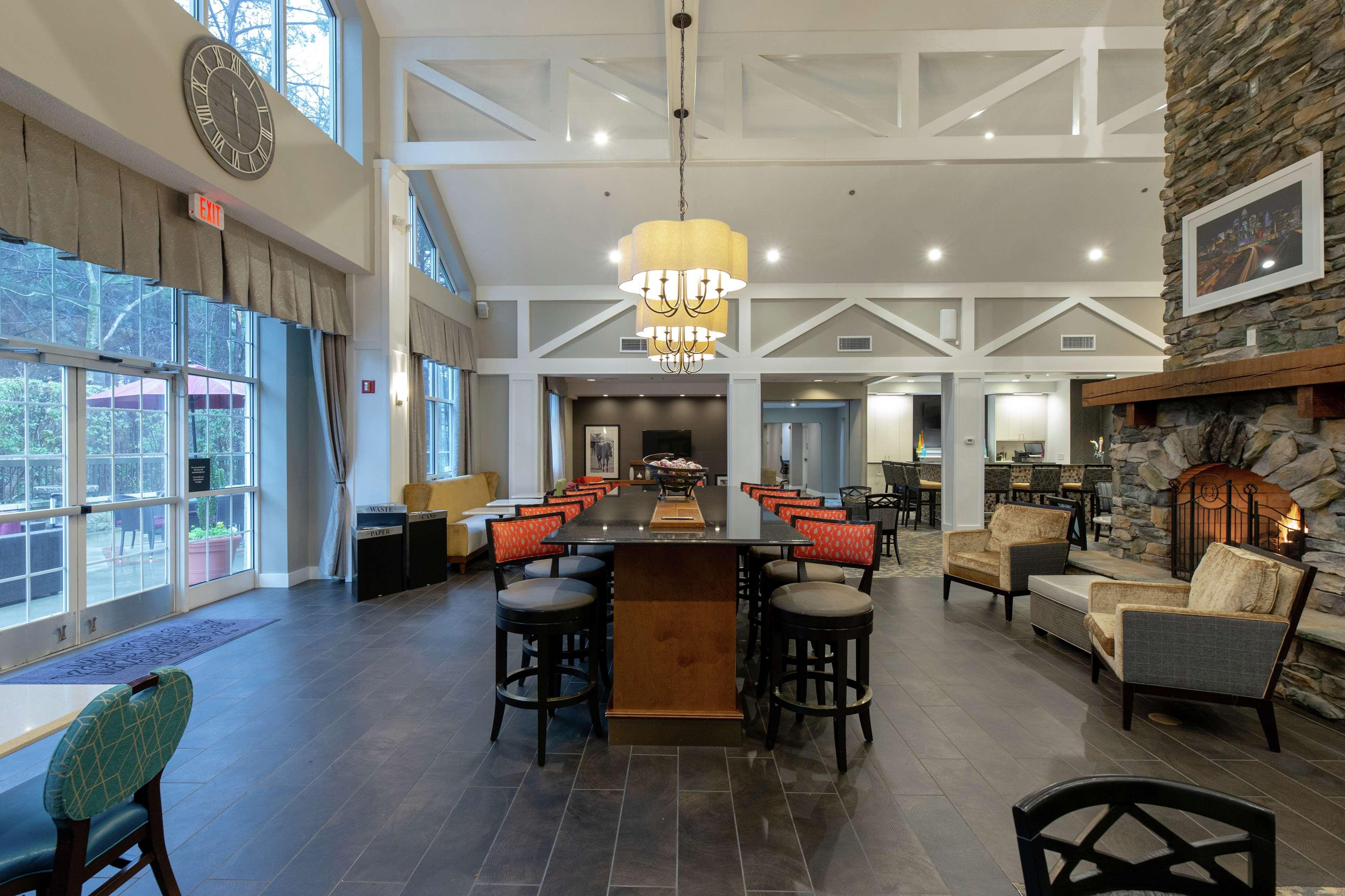 Hampton Inn & Suites Raleigh Cary Lenovo Center Dış mekan fotoğraf