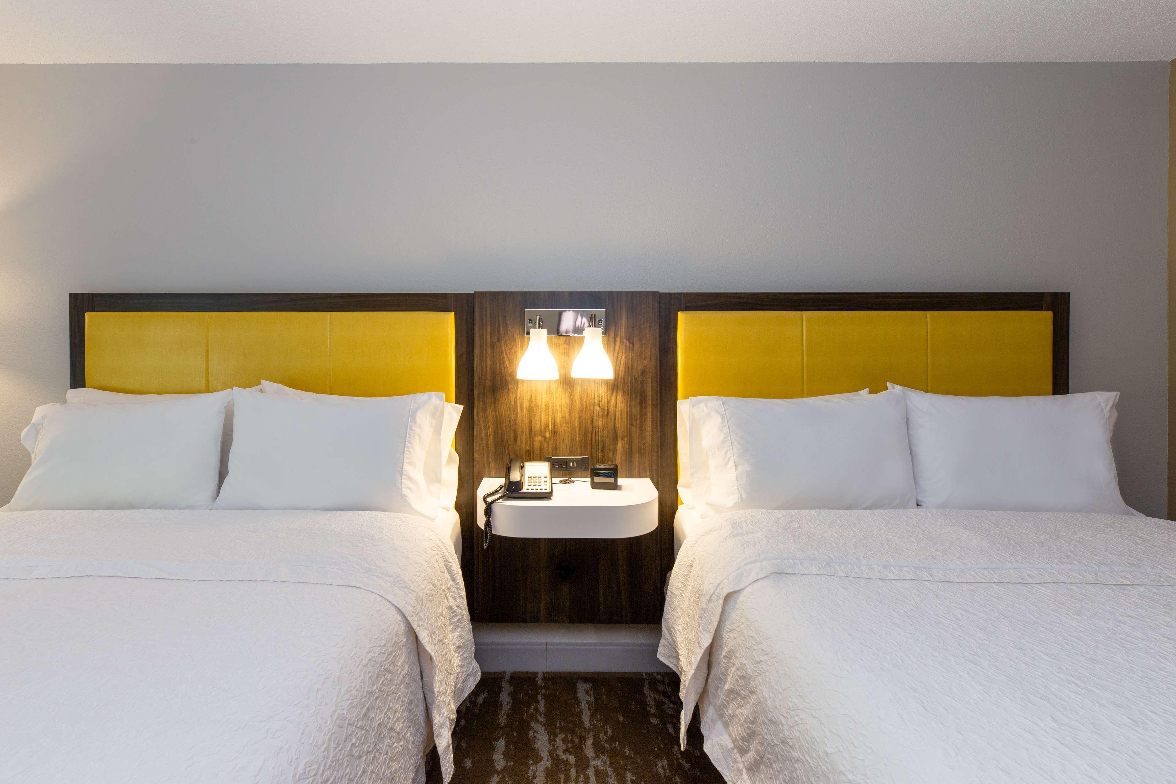 Hampton Inn & Suites Raleigh Cary Lenovo Center Dış mekan fotoğraf