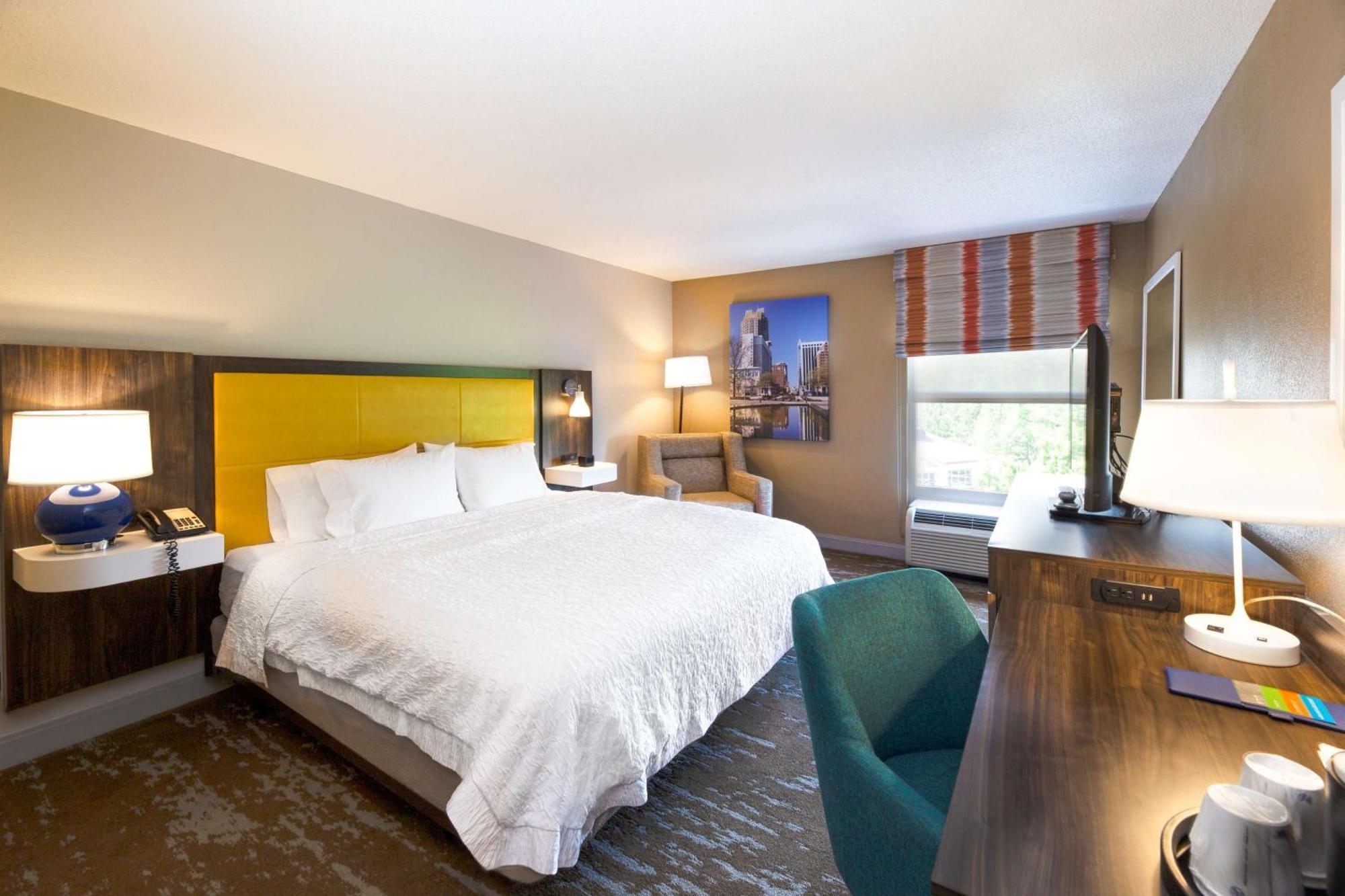 Hampton Inn & Suites Raleigh Cary Lenovo Center Dış mekan fotoğraf