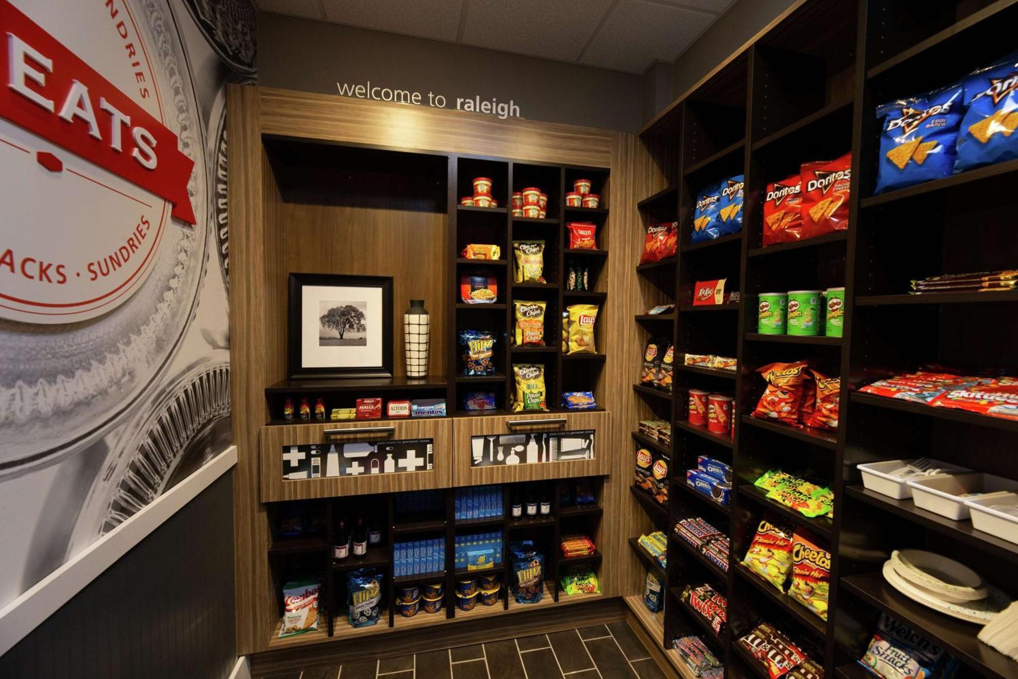 Hampton Inn & Suites Raleigh Cary Lenovo Center Dış mekan fotoğraf